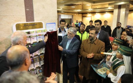 کتاب مایه تمدن و زیستبوم زندگی است/ استفاده از ظرفیت نمایندگان بومی در اجرای طرح متروکتاب شیراز