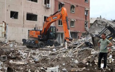 وزیر راه: بازسازی مناطق خسارت دیده در جنگ در اولویت ماست