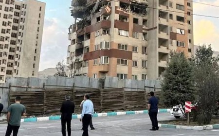 معاون خدمات شهری شهرداری تهران: تا هفتۀ آینده بازسازی ۱۵۰۰ خانه آسیبدیده از جنگ تمام میشود