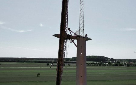 غول فولادی لهستان: نمادی از تجسم، پشتکار و در نهایت از دست رفتن یک رویا