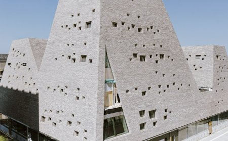 معماری چالشی در دانمارک؛ یک ساختمان کاملا متفاوت