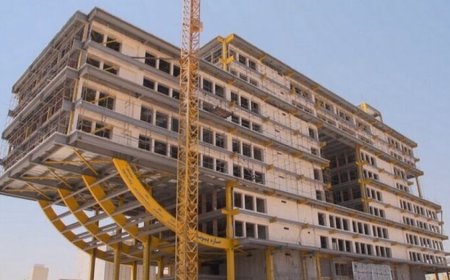 شهردار خبر داد: ساختمان کشتی شیراز تکمیل میشود