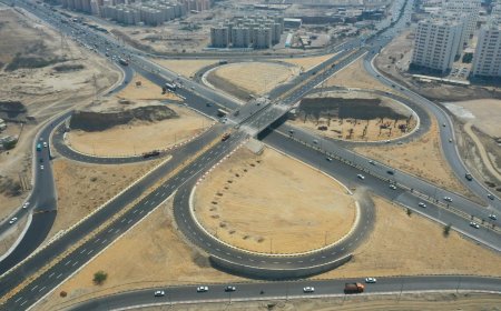 گره کور تقاطع غیر همسطح شهید رجایی بندرعباس  را باز کنید