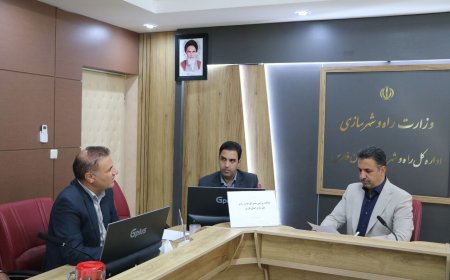 دیدار چهرهبهچهره مدیرکل راه و شهرسازی فارس با شهروندان