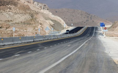 قطعه هفتم آزاد راه شیراز- اصفهان در مدار بهره برداری قرار گرفت