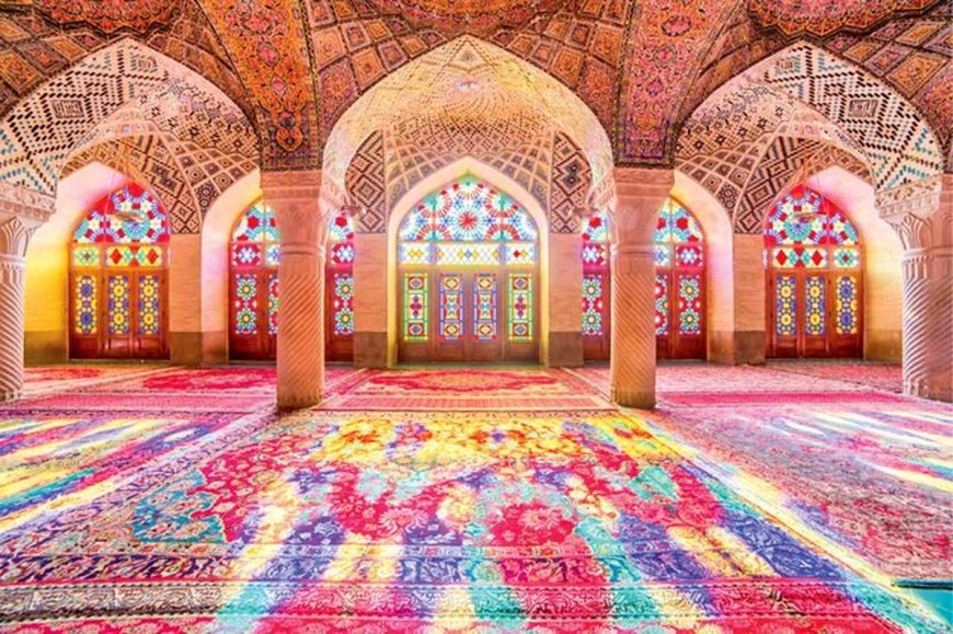 یک صبح تابستانی در «مسجد صورتی»