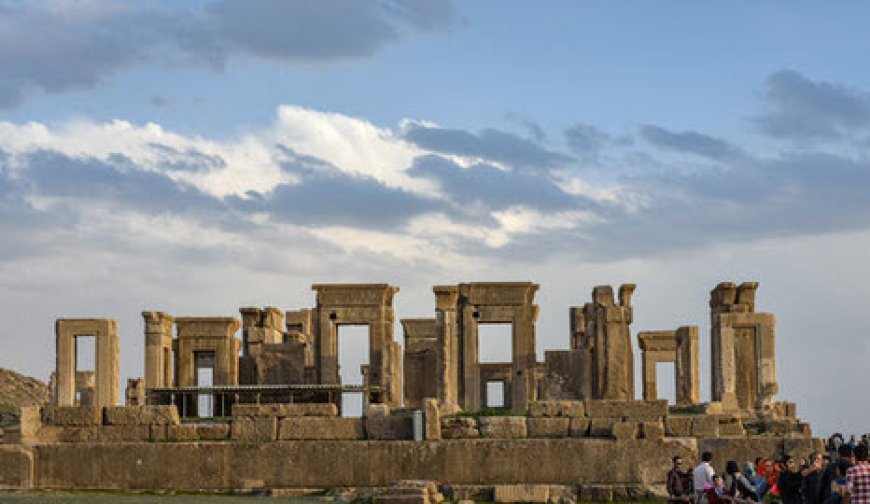 برگزاری صدمین سالگرد ارکستر فیلارمونیک ارمنستان در تخت جمشید