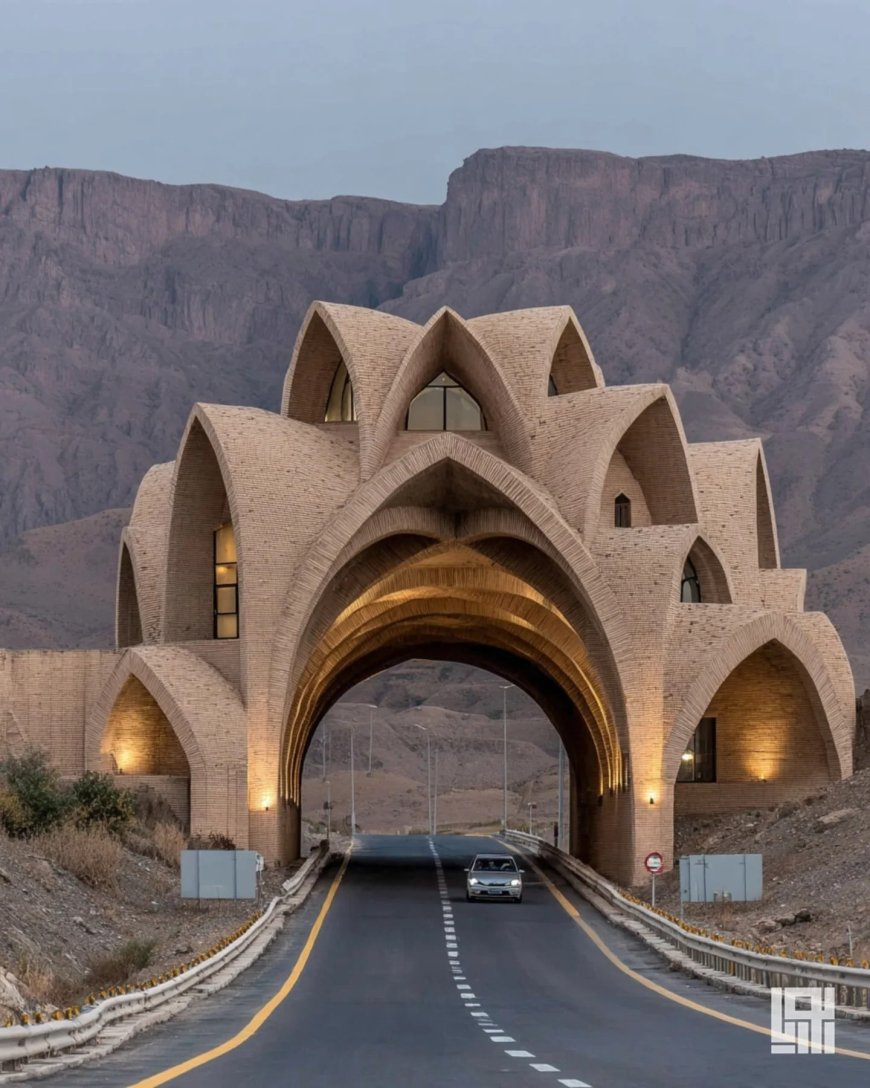 شاهکار معماری ایرانی در ورودی شهر یزد