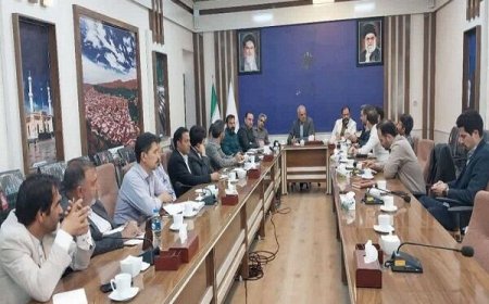 برگزاری ششمین جلسه شورای مسکن زبرخان با تمرکز بر تأمین زمین متقاضیان