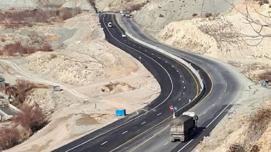 آزادراه شیراز - بوشهر در اولویت اجرا قرار گرفت