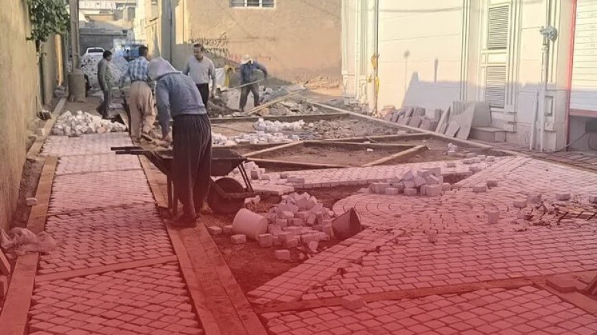 آغاز سنگ‌فرش «کوچه بازار» در بافت تاریخی استهبان با هدف رونق گردشگری