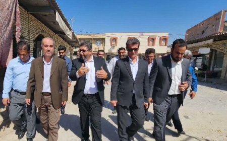 بازدید معاون وزیر راه و شهرسازی از پروژههای بازآفرینی شهری در استان بوشهر