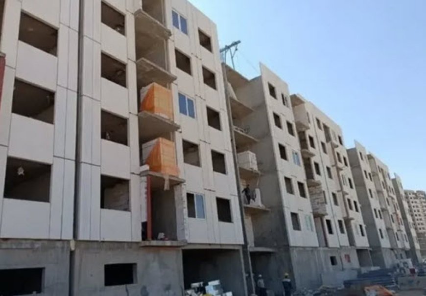 وام دهک به ۱۳۲ متقاضی مسکن ملی اراک پرداخت شد