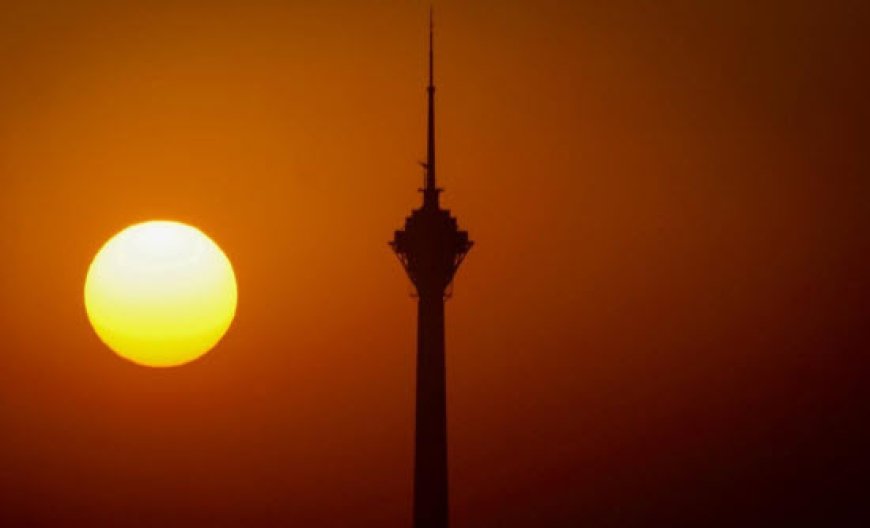 برج میلاد ۱۷ ساله شد