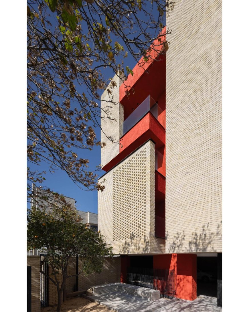 درخشش معماری شیراز در «جایزه معمار»؛ ساختمان مسکونی مکث