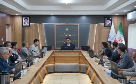 نشست تخصصی بازآفرینی شهری با محور نهادسازی محله‌ای در فارس برگزار شد