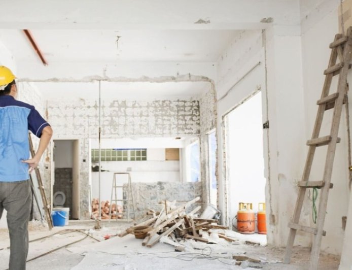 برای بازسازی خانه از کجا شروع کنیم؟ (گام‌ به ‌گام تا نوسازی کامل)