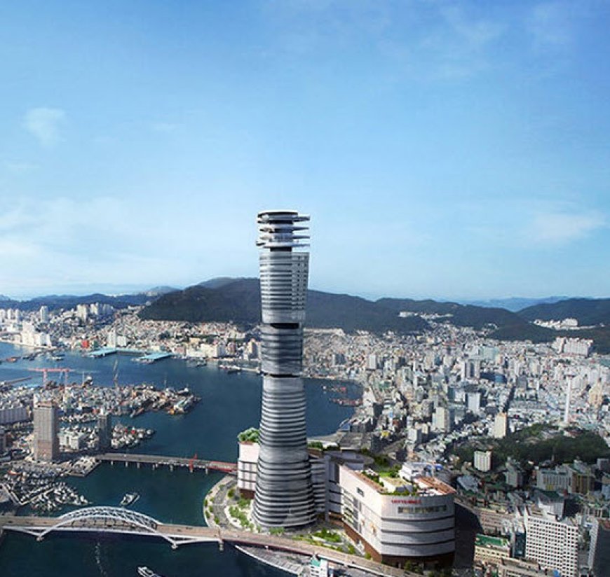 یک آسمان‌خراش شیشه‌ای با الهام از دریا