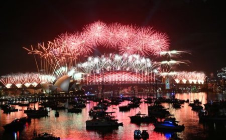 دبی؛ تعطیلات به سبک هوش مصنوعی و حمل‌ونقل عمومی