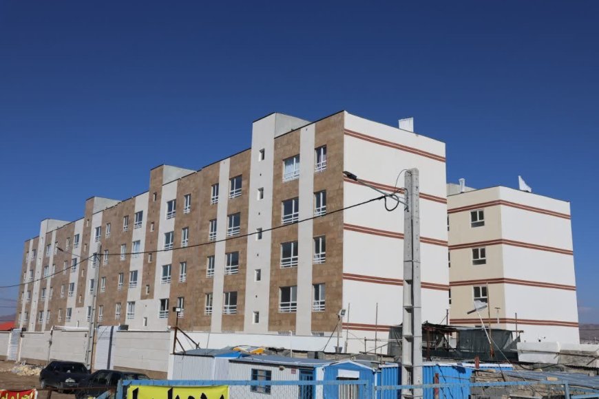 معاون استاندار هرمزگان بر تسریع در اجرای طرح نهضت ملی مسکن بندرعباس تاکید کرد