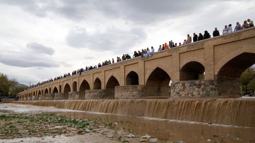 زاینده‌ رود فروردین ۱۴۰۵ باز می شود