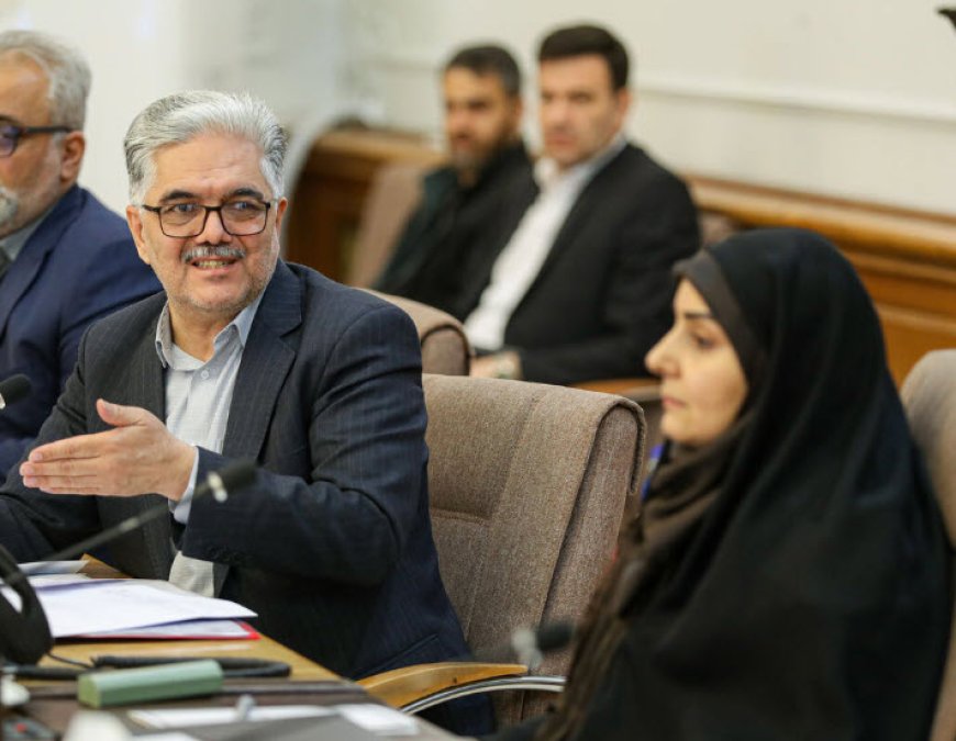 افزودن شهرک گلها به ملارد/تصویب طرح جامع کامیاران و موافقت با الحاق بیش از ۲۴۰ هکتار